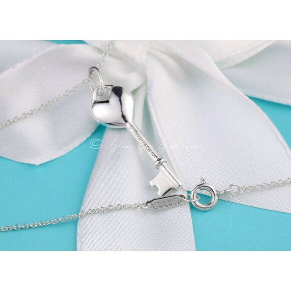 Tiffany & Co. Key Necklace Blue Enamel Heart Key Pendant in Sterling Silver - Picture 5 of 6